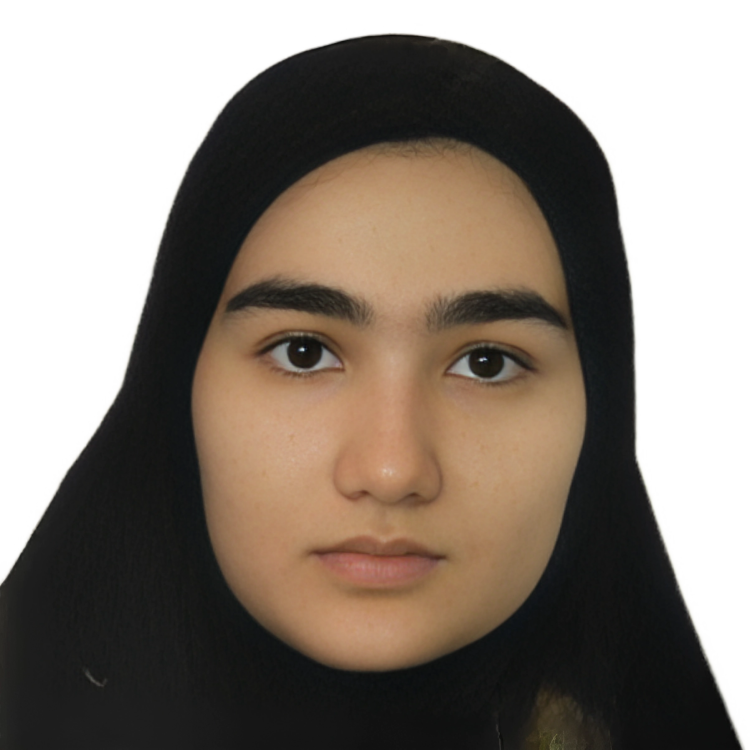 سمانه سادات هاشمی